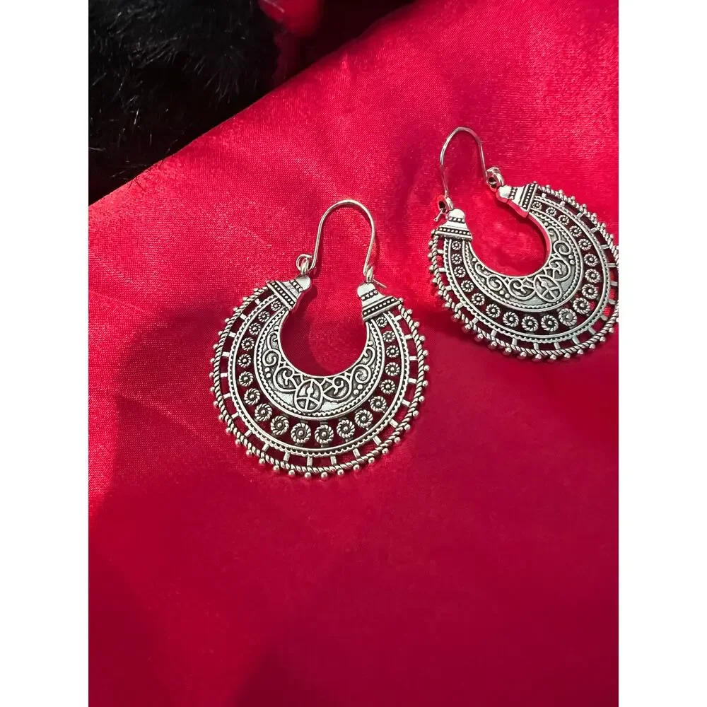New Silvertone Filigree Boho 1.75 inch Dangling Pierced‎ Earrings